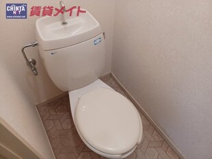 じゅねすしろやまA棟の物件内観写真